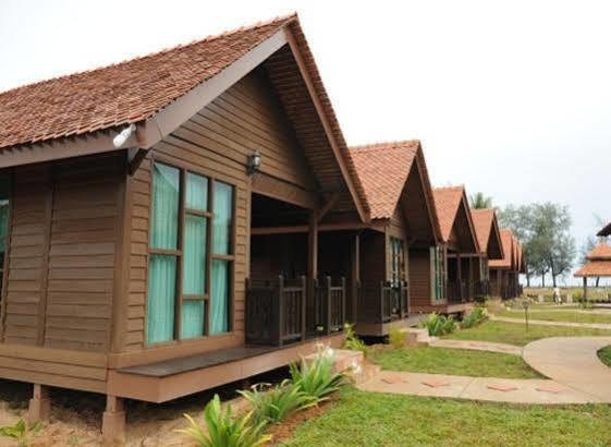 The Manor Beach Resort Besut Кампунг-Куала-Бесут Экстерьер фото