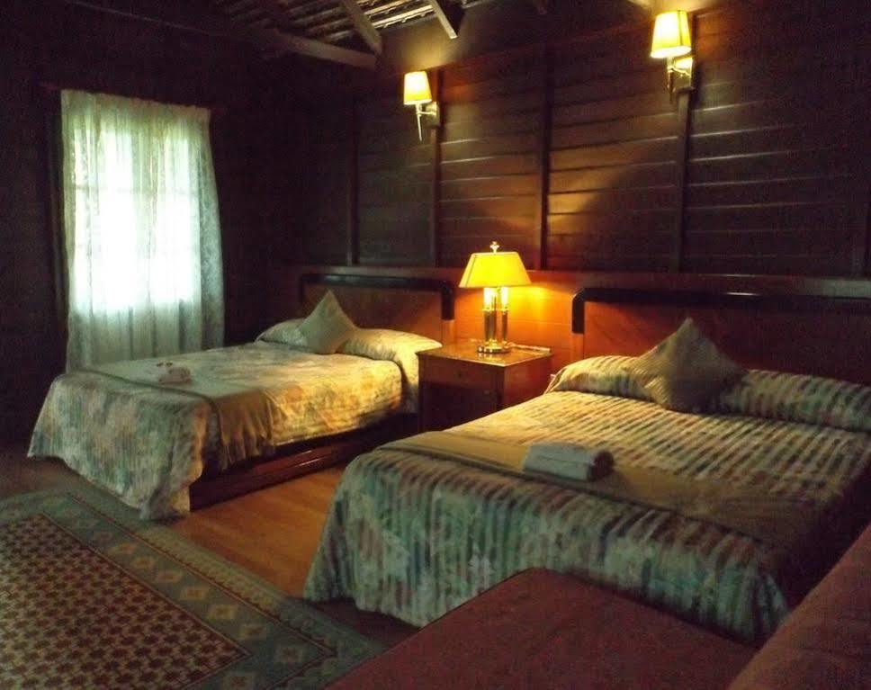 The Manor Beach Resort Besut Кампунг-Куала-Бесут Экстерьер фото